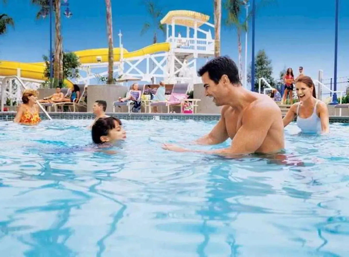 Disney's Paradise Pier Hotel OUTDOOR_POOL