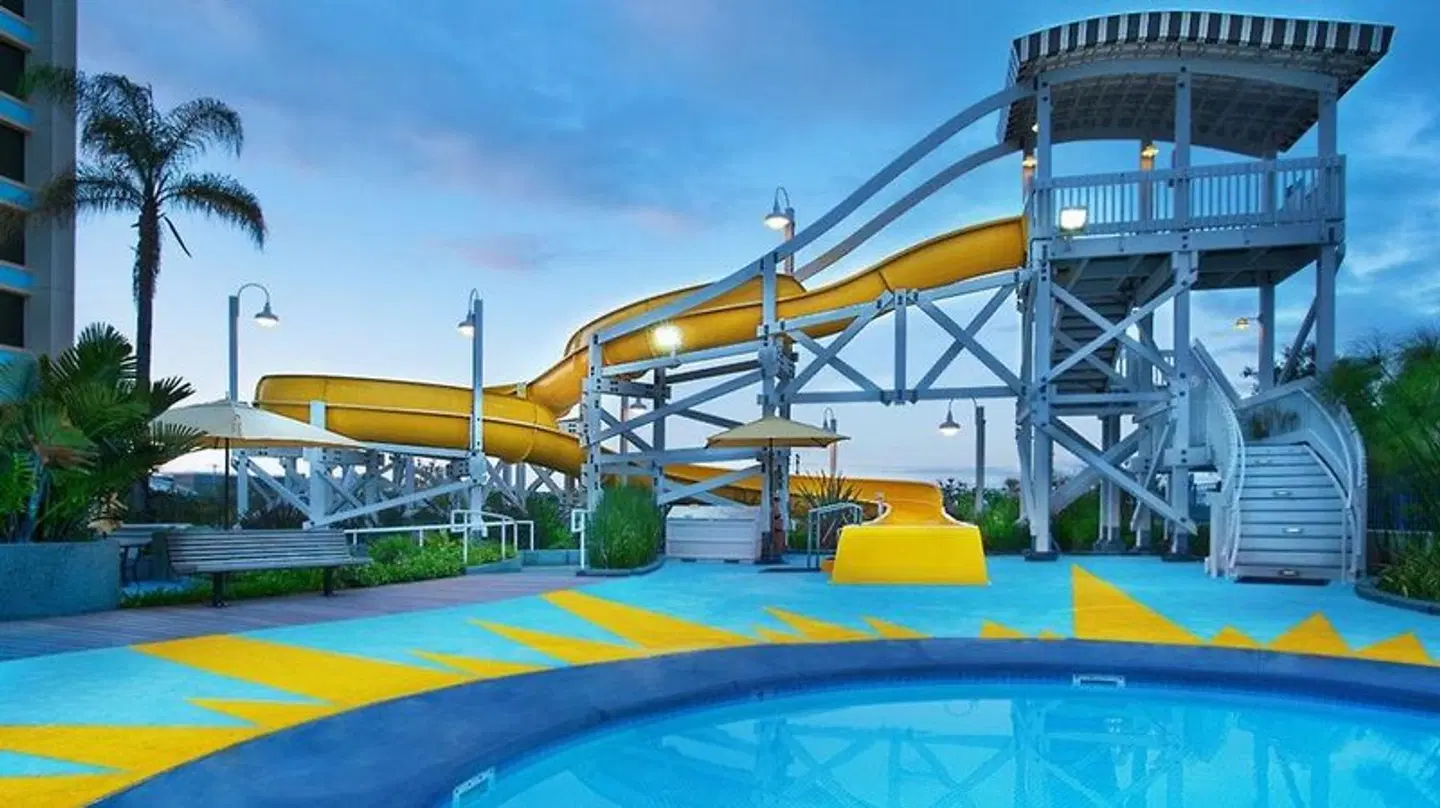 Disney's Paradise Pier Hotel OUTDOOR_POOL