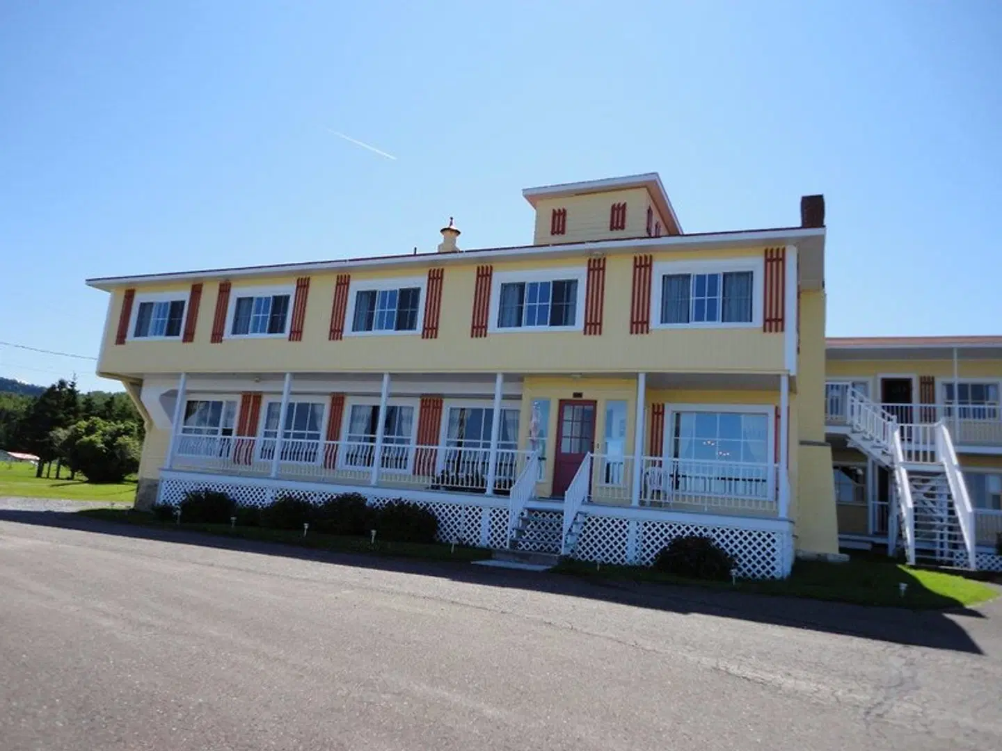 Motel Bon Accueil EXTERIOR
