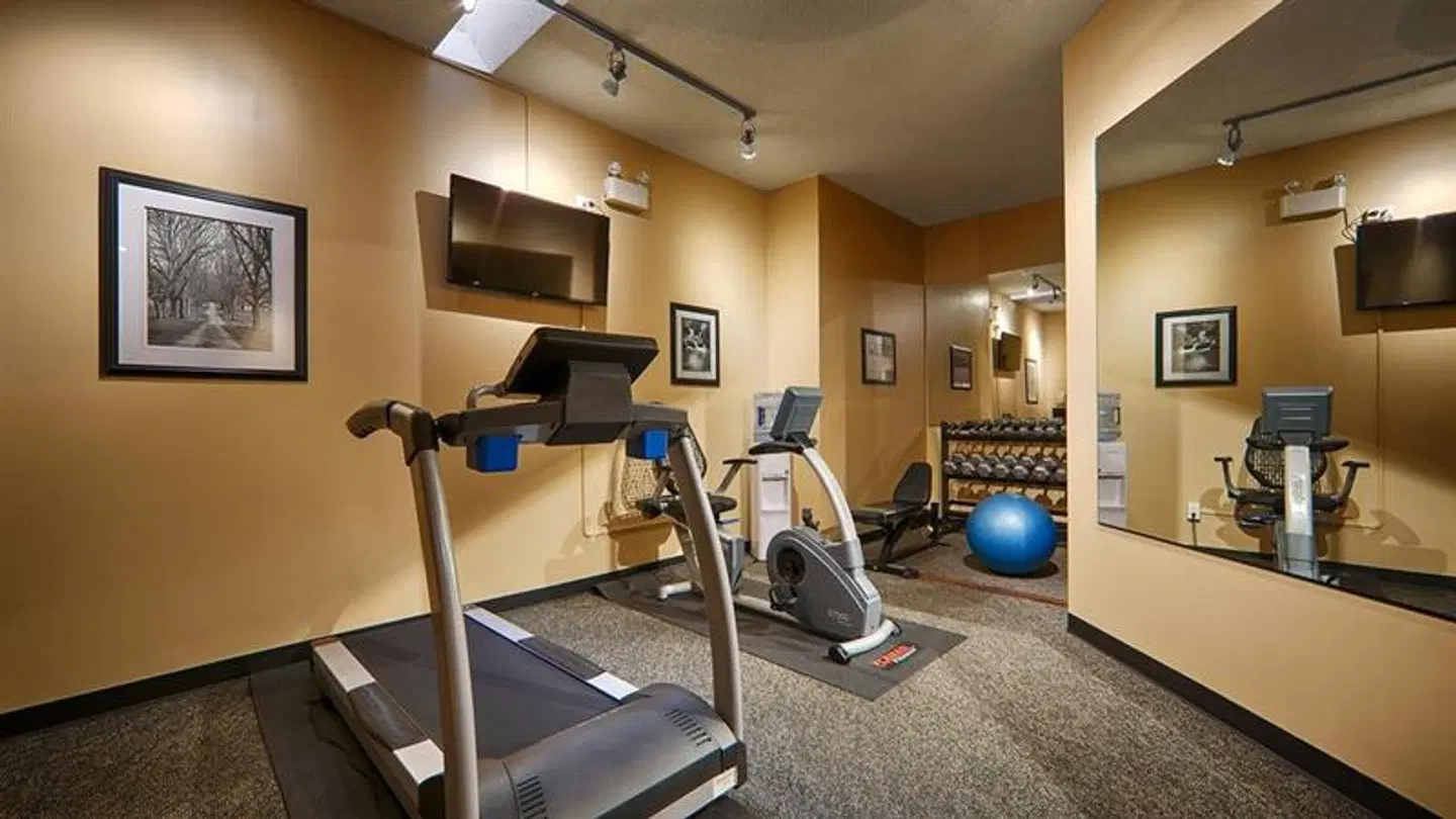 Best Western Plus Vernon Lodge & Conference Centre SPORTS_AND_LEISURE