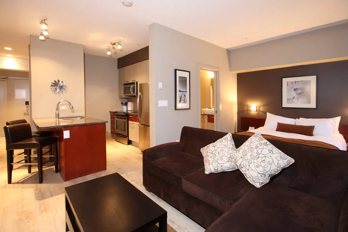 FireLight Lodge ROOM_EXAMPLE
