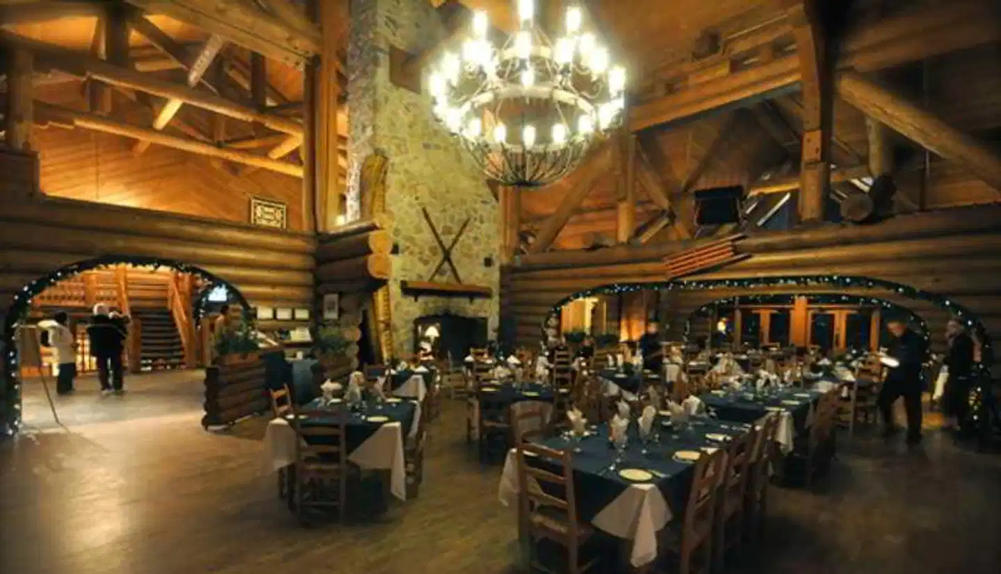 Le Grand Lodge Mont Tremblant Restaurant