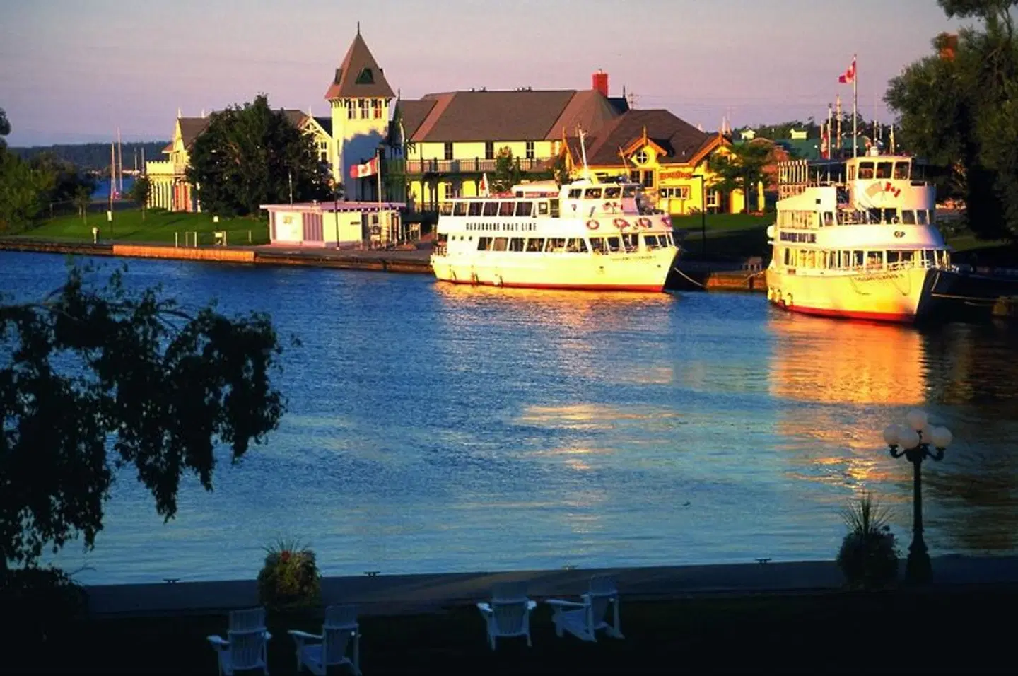 Colonial Resort & Spa EXTERIOR