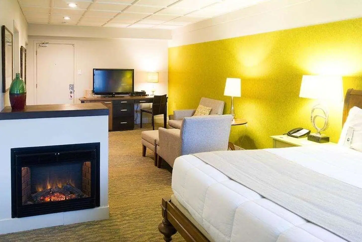 Champlain ROOM_EXAMPLE