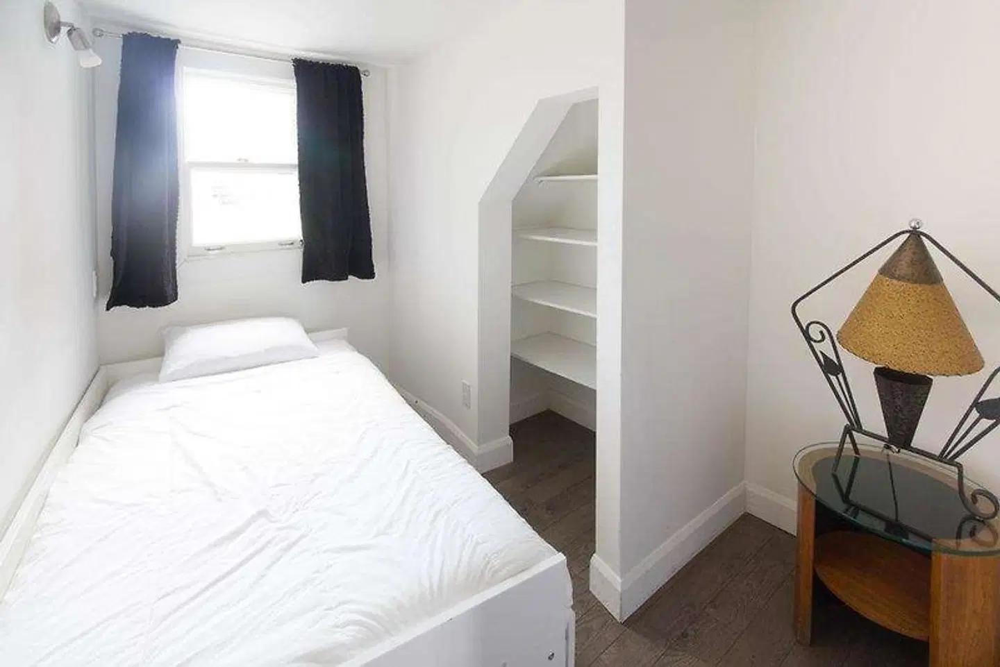 Champlain ROOM_EXAMPLE