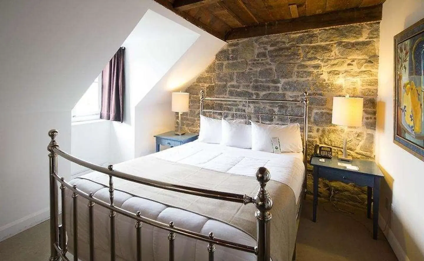 Champlain ROOM_EXAMPLE