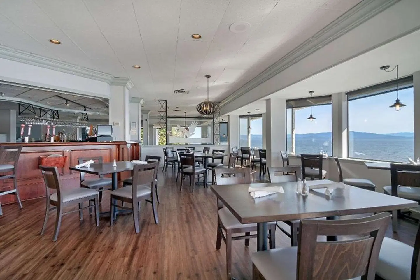 Quality Resort Bayside Parksville Restaurant
