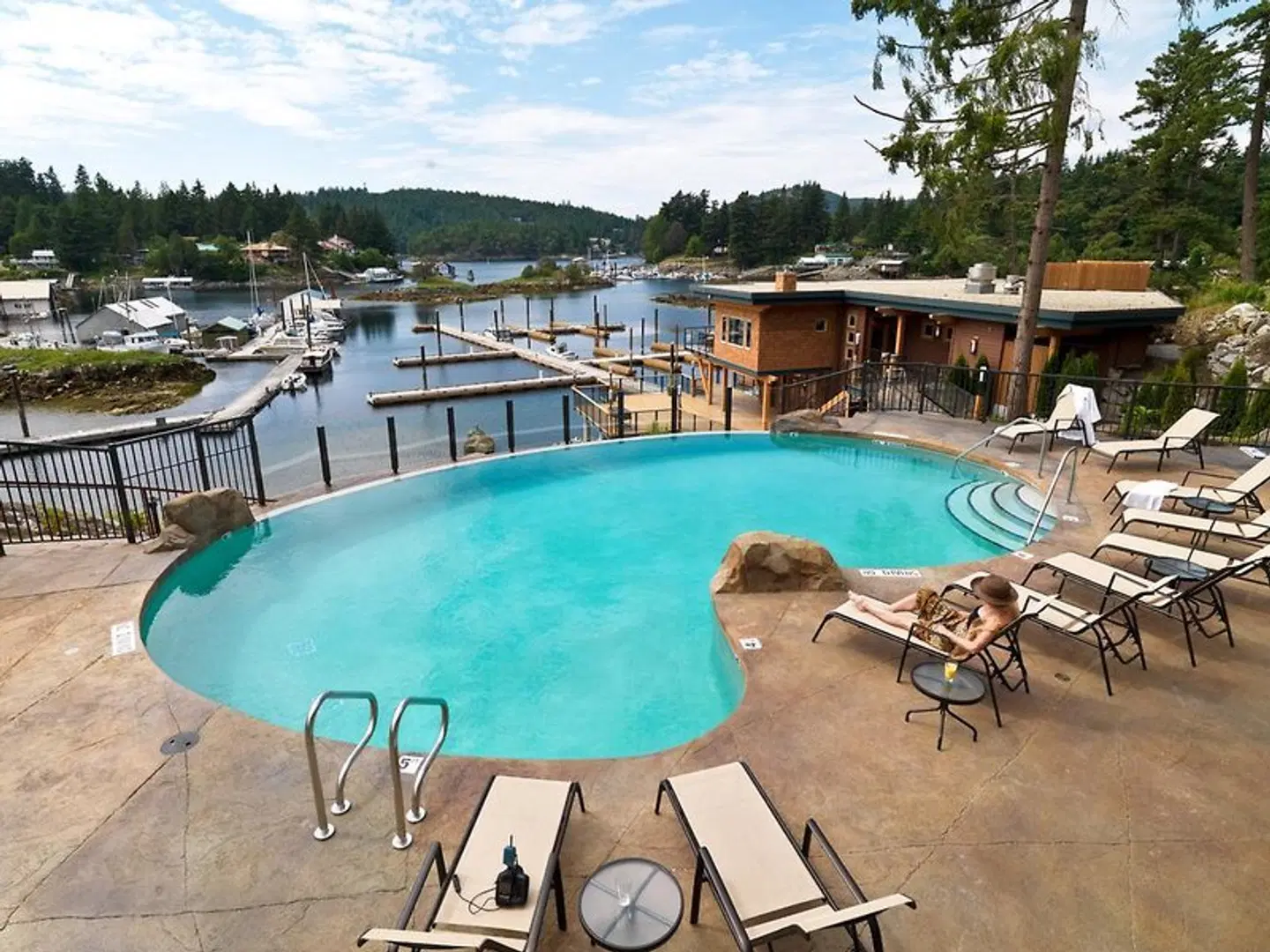 Painted Boat Resort Spa and Marina OUTDOOR_POOL