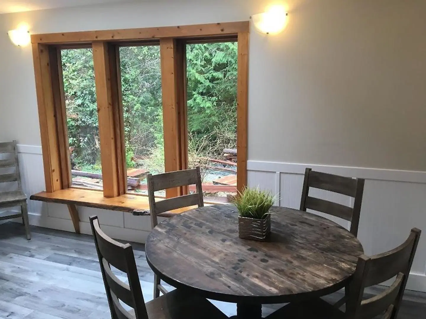 Wild Renfrew Seaside Cottages ROOM_EXAMPLE