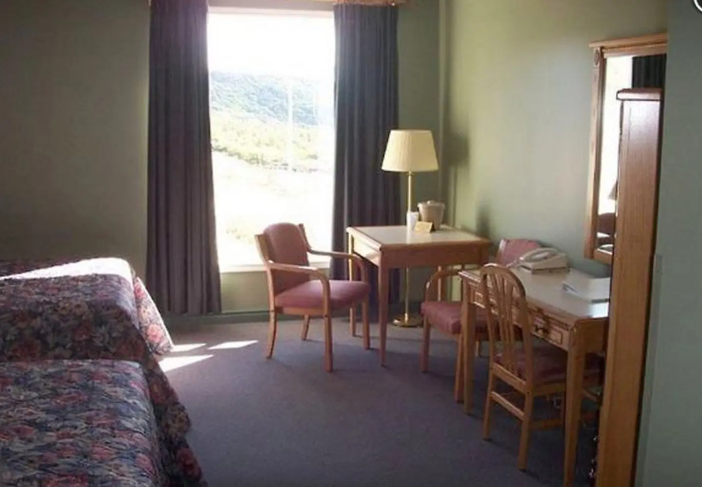 Northern Light Inn ROOM_EXAMPLE