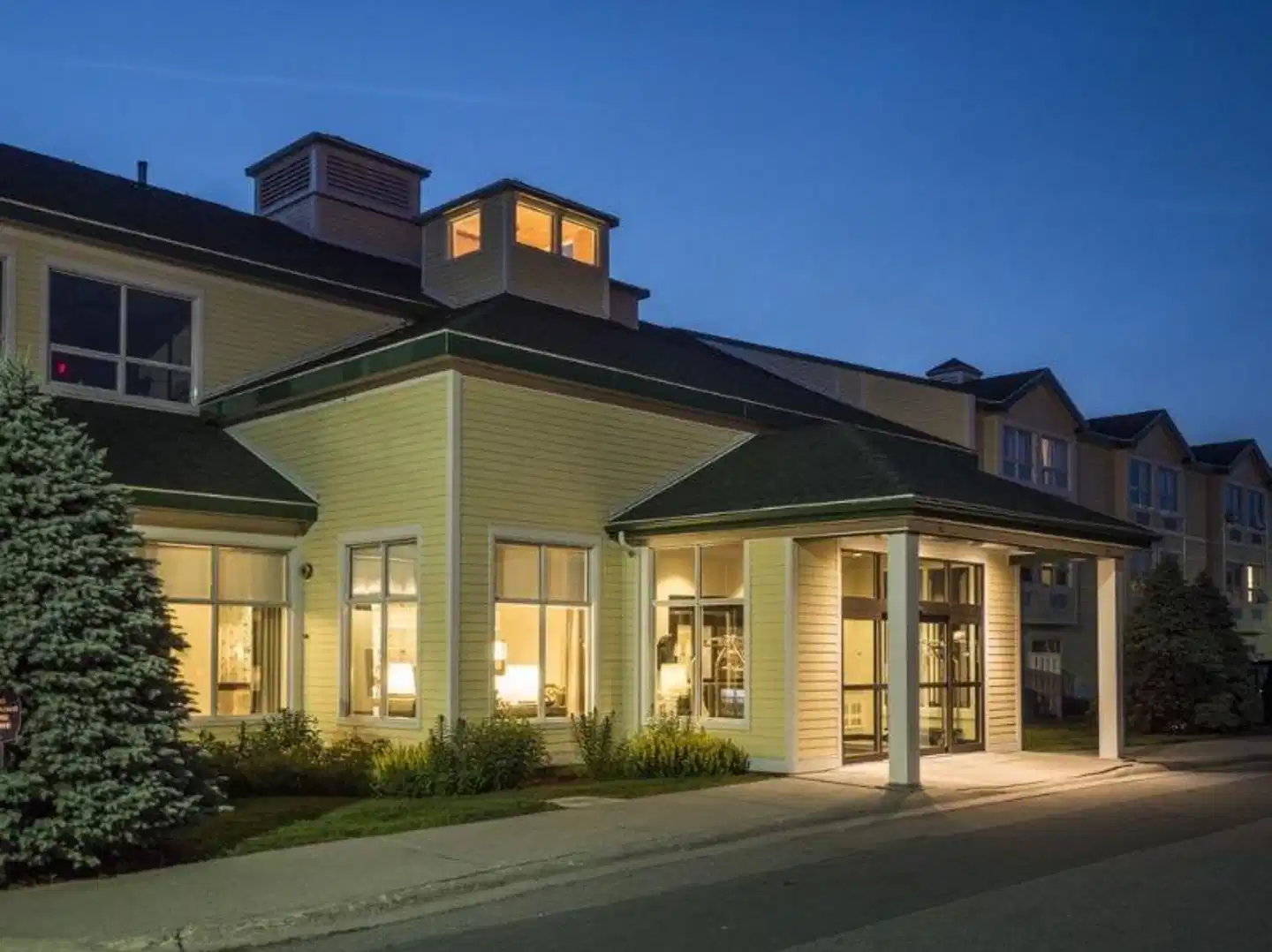 Rodd Miramichi Aussenansicht