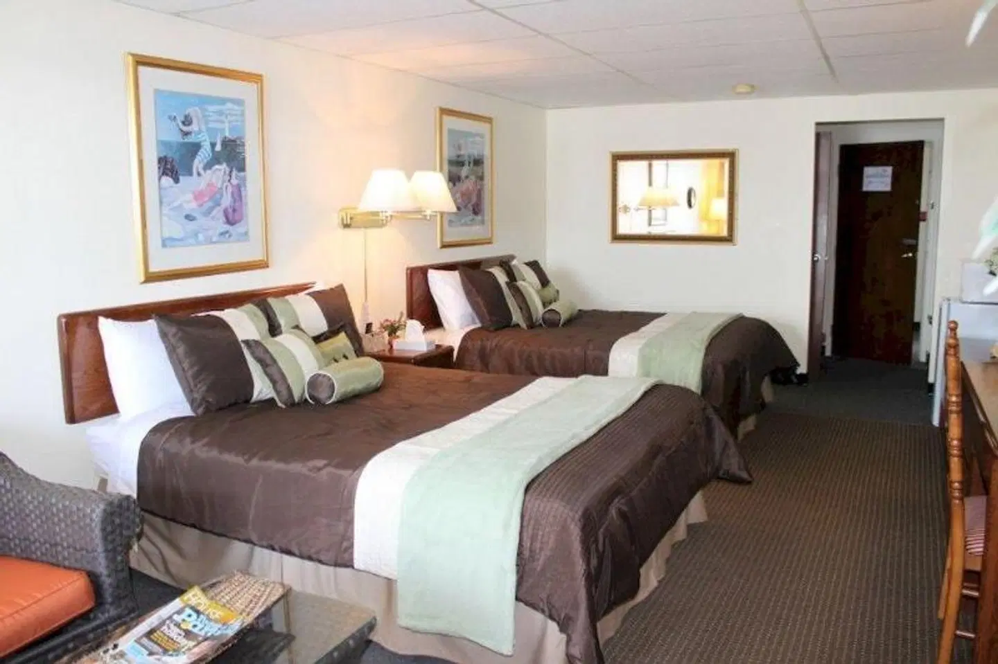 St Andrews Inn & Suites ROOM_EXAMPLE