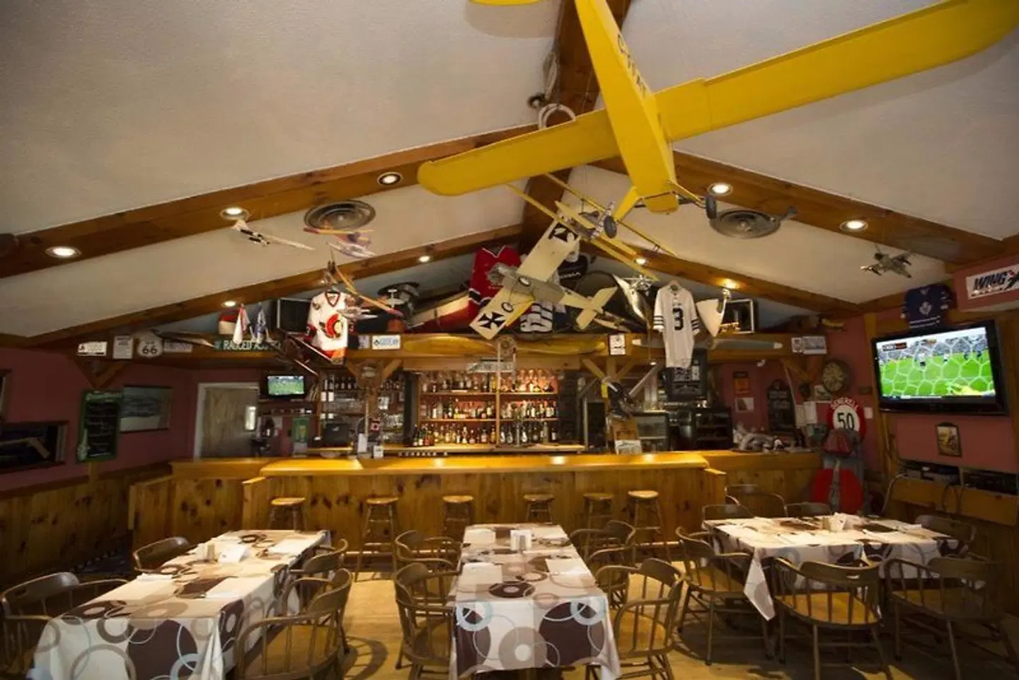 Elmhirst's Resort Restaurant