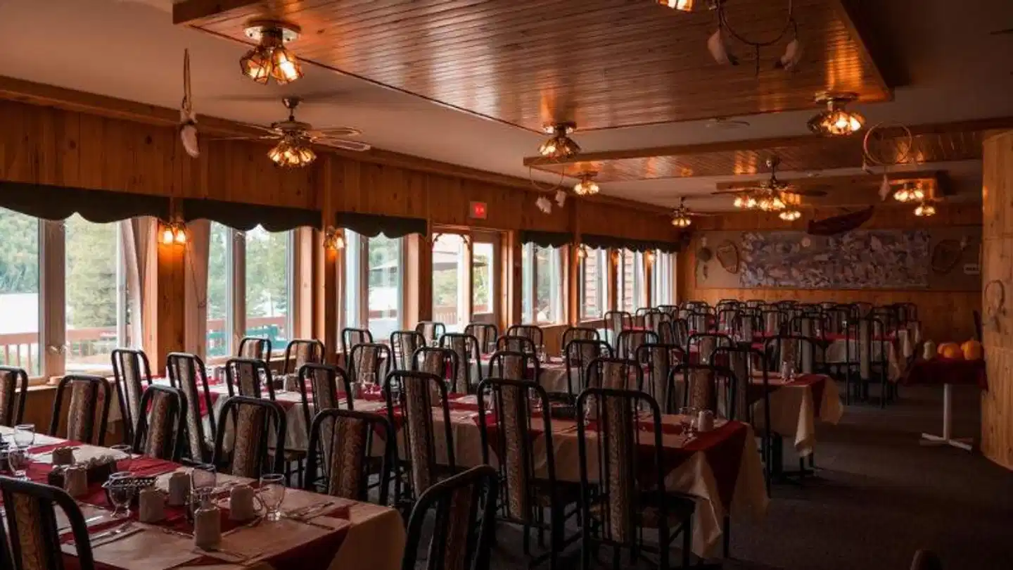 Club Odanak Restaurant