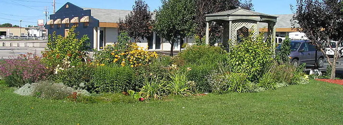 Motel Roberval Garten