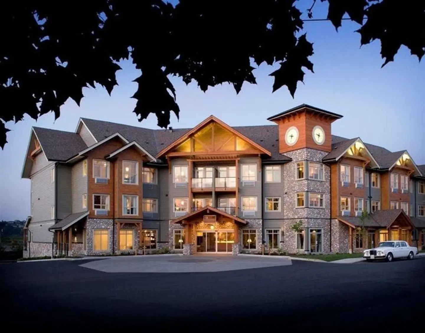 Old House Village Hotel and Spa EXTERIOR
