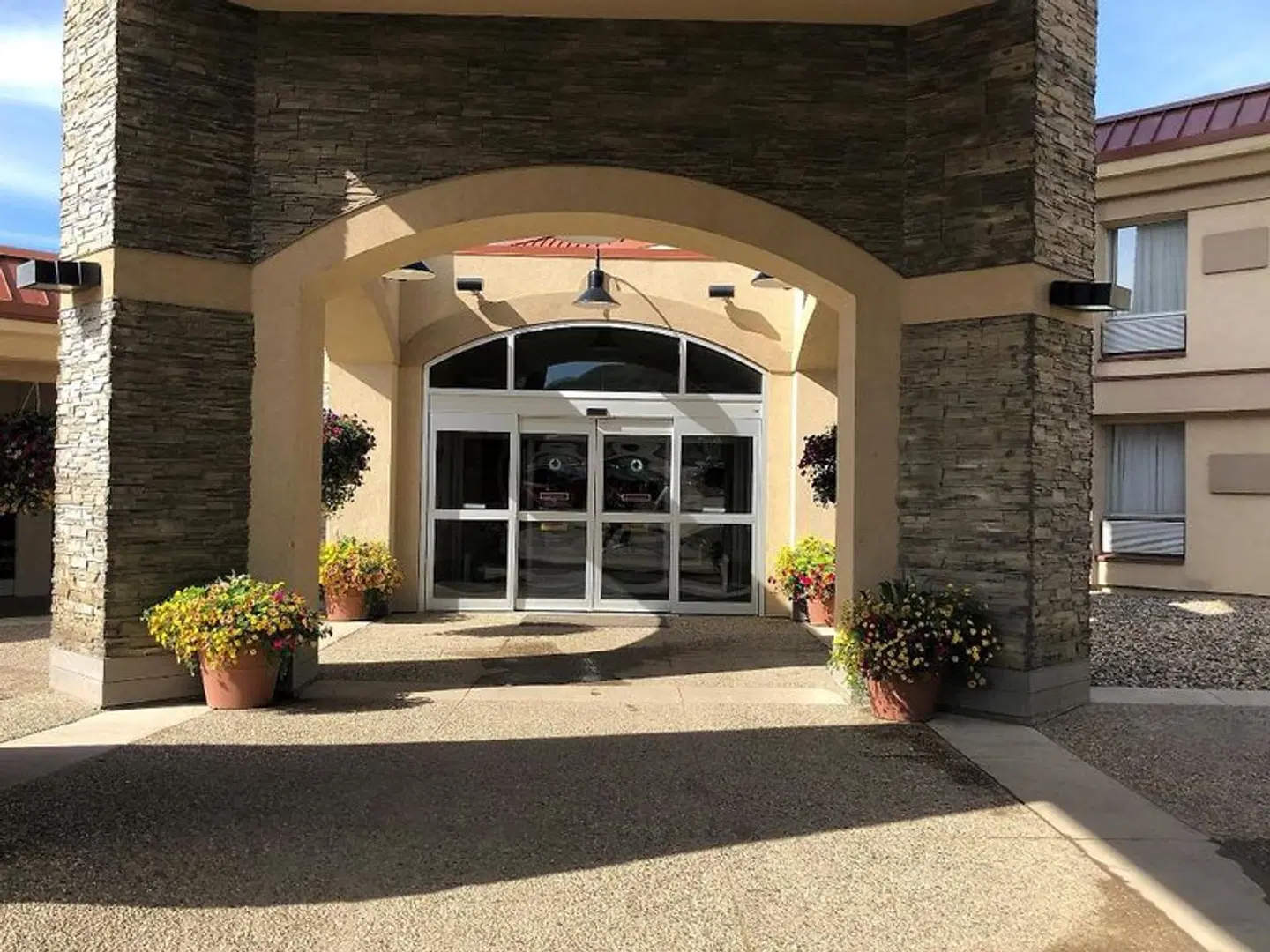Sawridge Inn and Conference Centre Peace River EXTERIOR