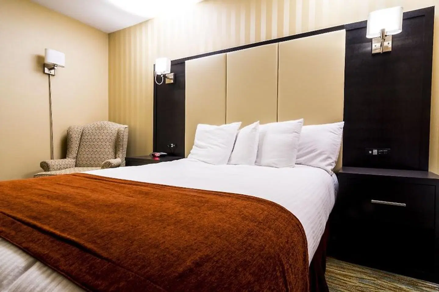 Sinbads Hotel & Suites ROOM_EXAMPLE