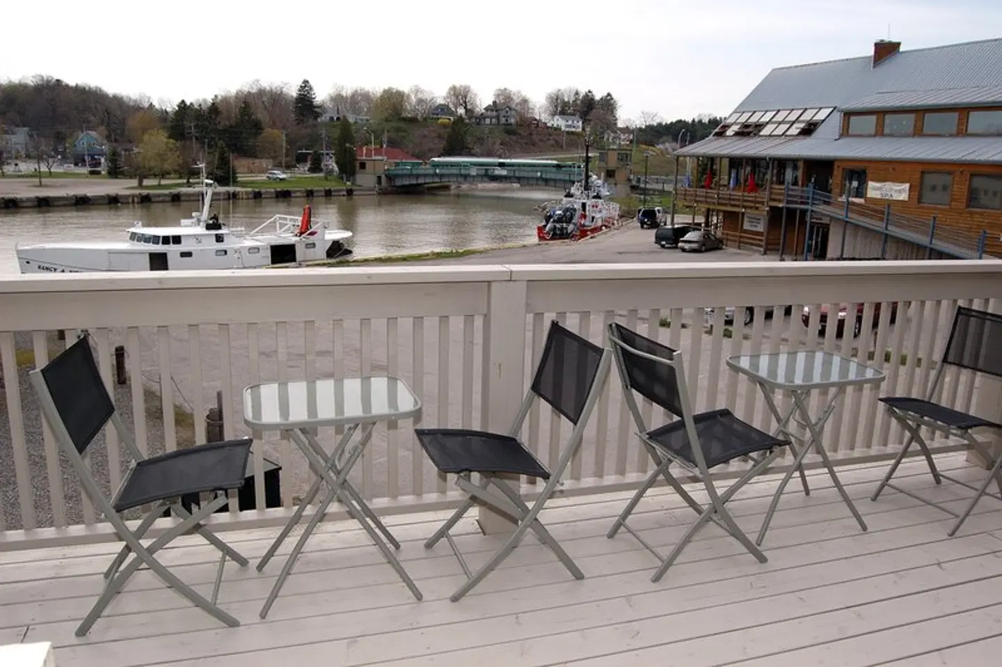 Inn on the Harbour Terrasse