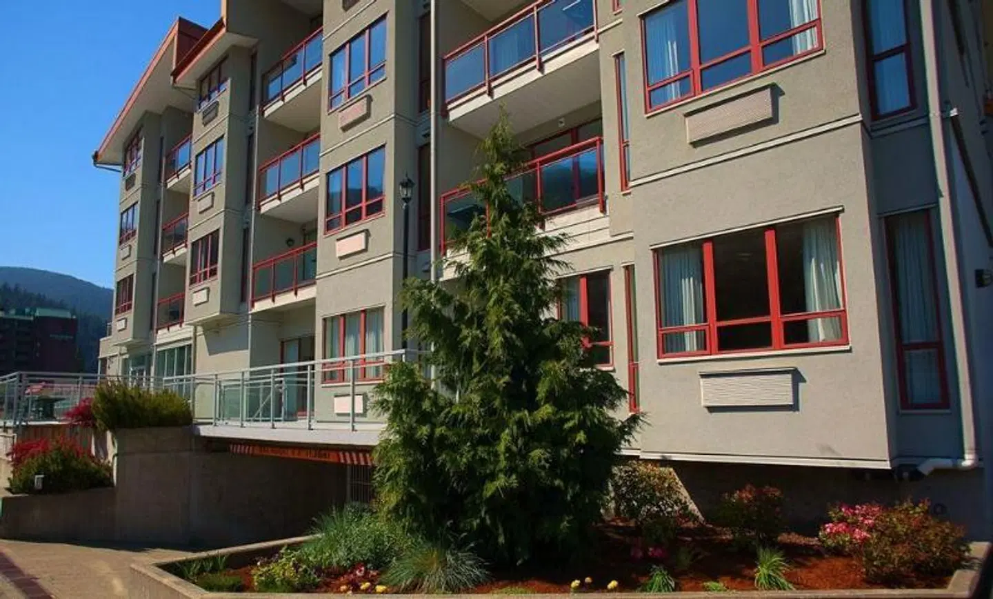 Harrison Beach Hotel EXTERIOR