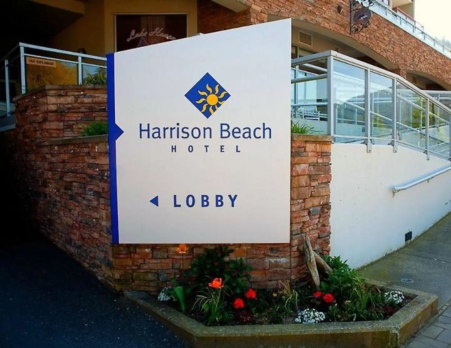Harrison Beach Hotel EXTERIOR
