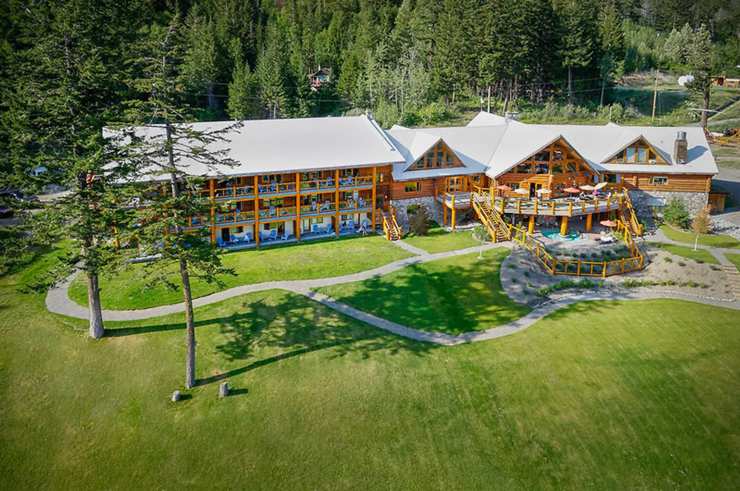 Tyax Lodge & Heliskiing EXTERIOR