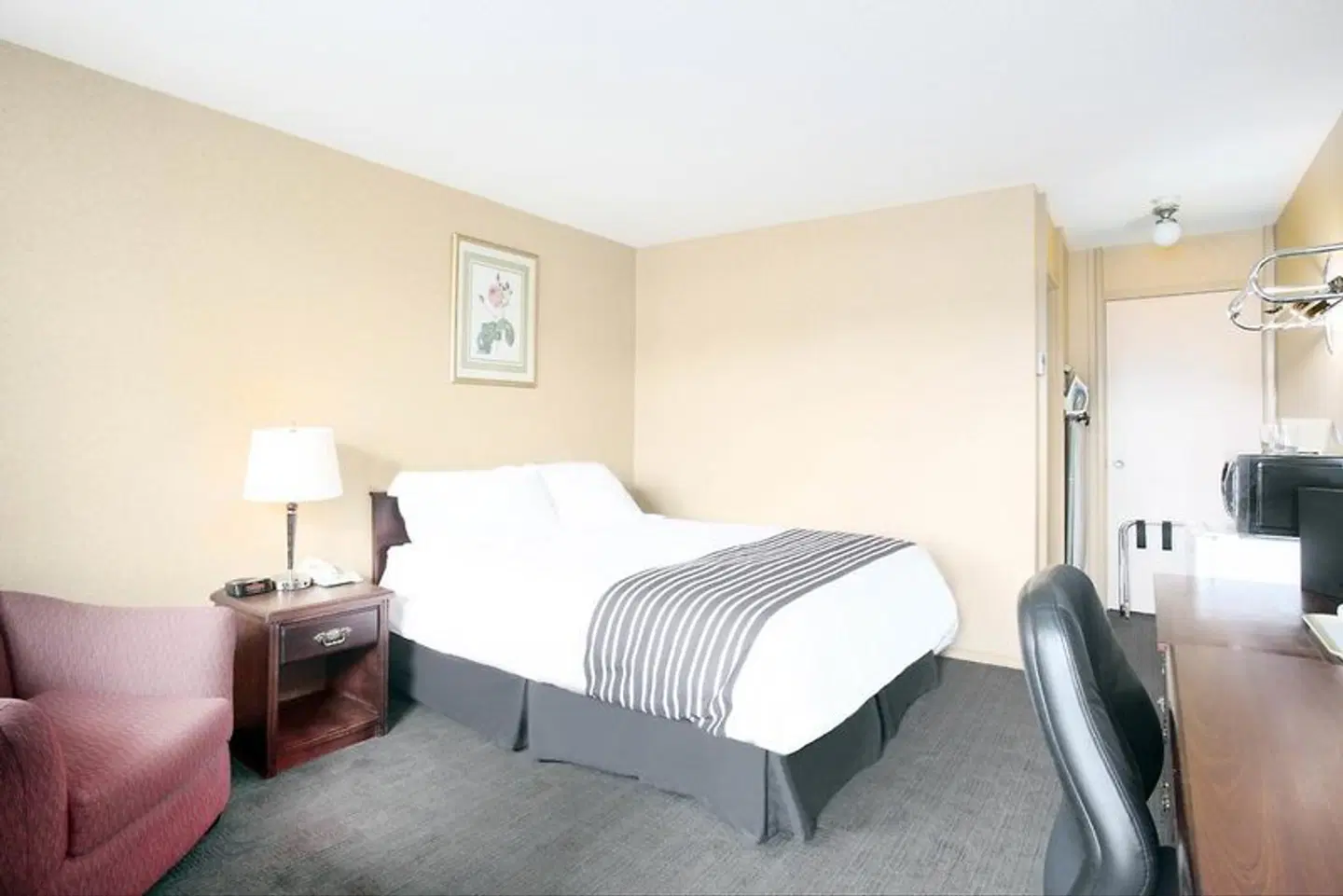 Sandman Inn Princeton ROOM_EXAMPLE
