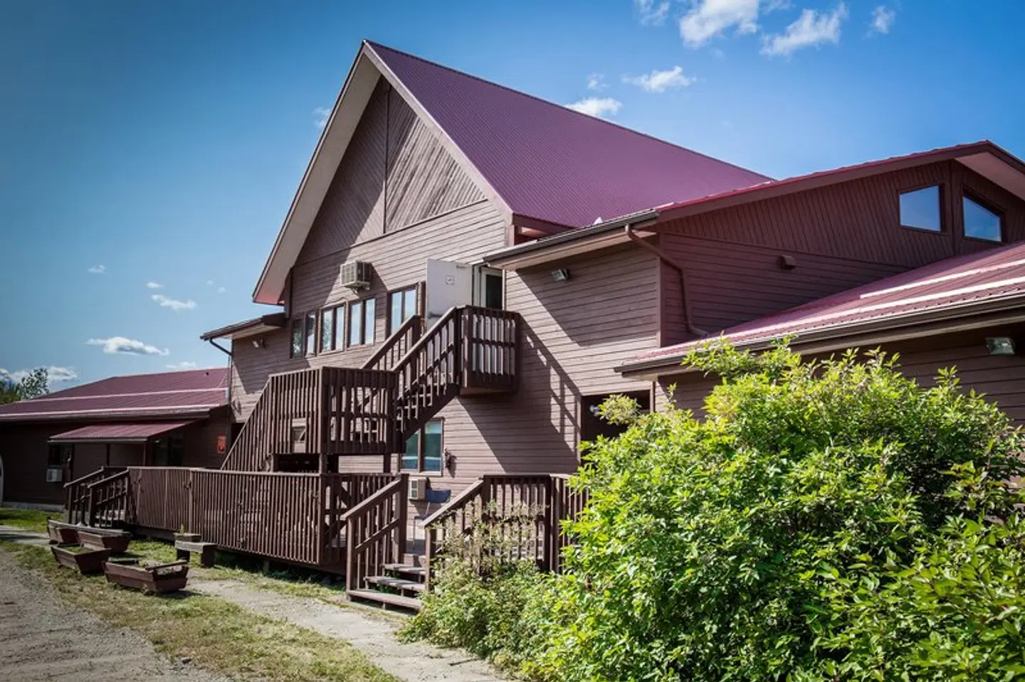 Bedrock Motel EXTERIOR