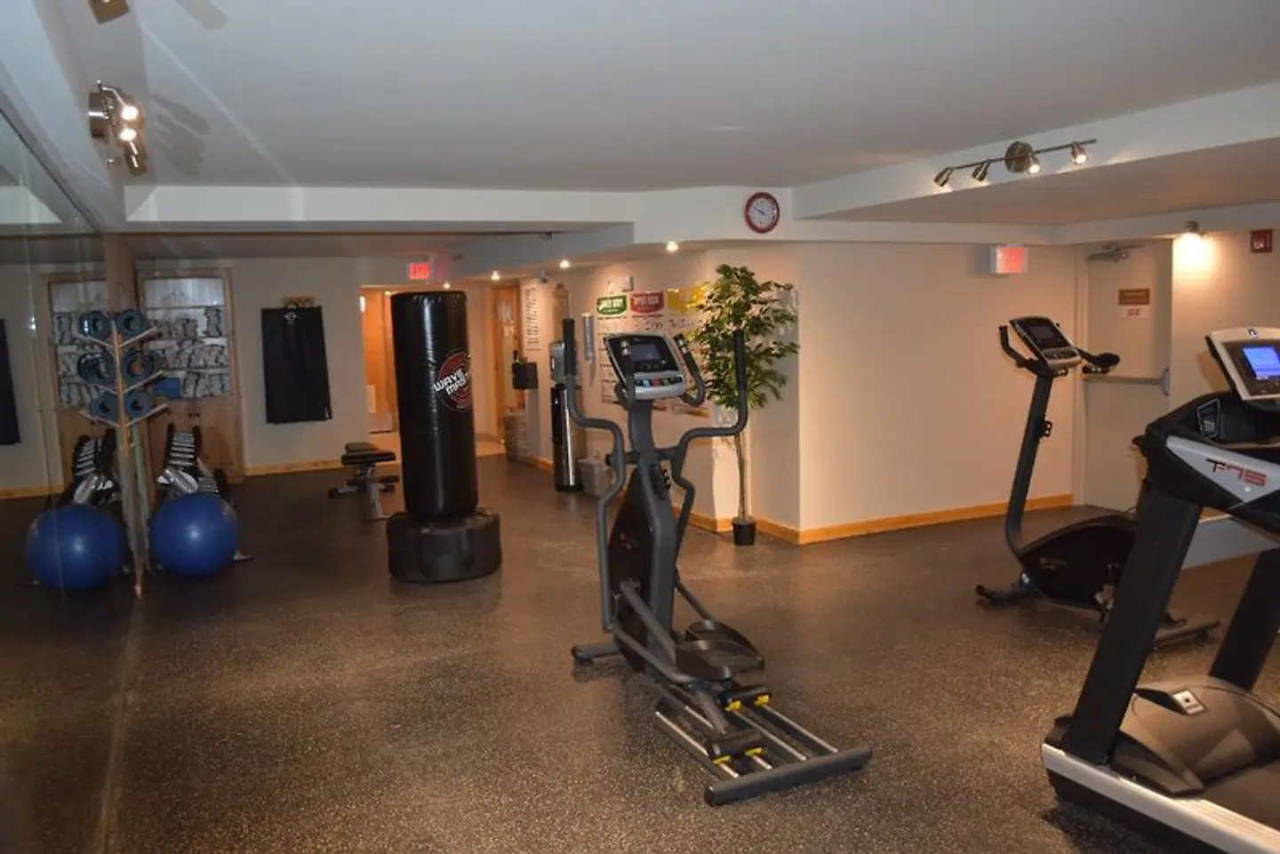 Brewster's Mountain Lodge SPORTS_AND_LEISURE