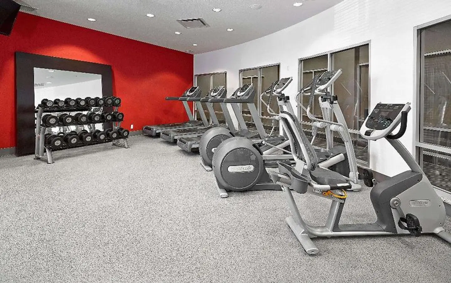 Hampton Inn by Hilton Calgary Airport North SPORTS_AND_LEISURE