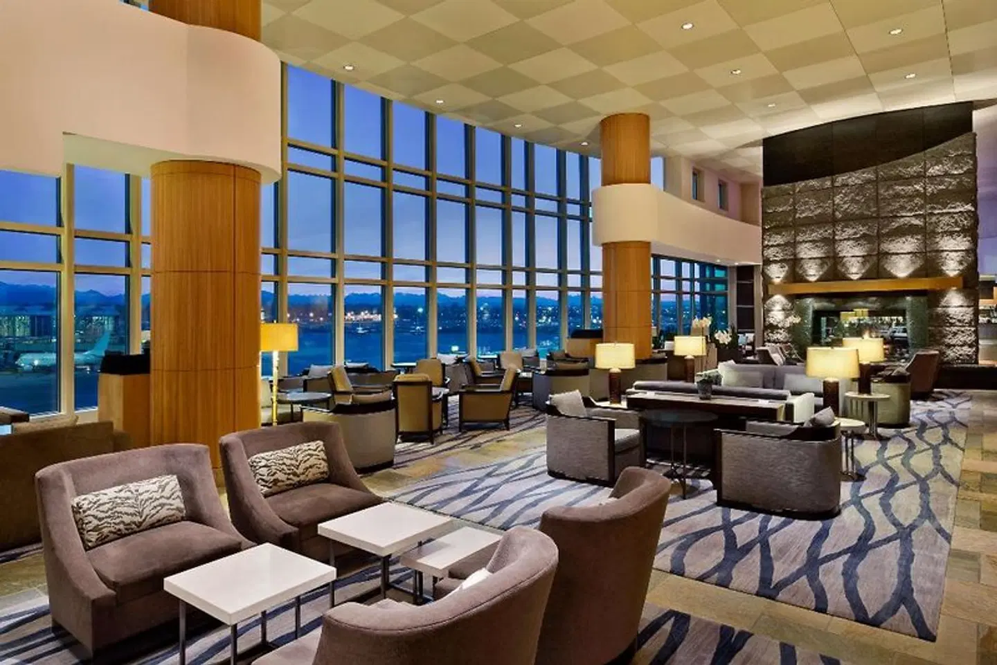 Fairmont Vancouver Airport LOUNGE_LOBBY