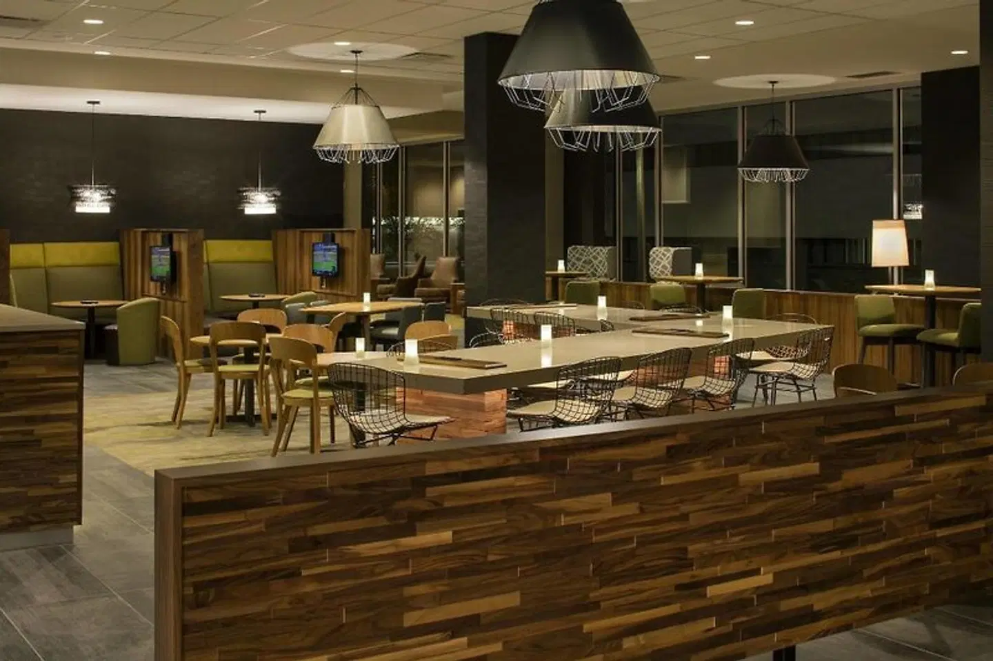 Courtyard by Marriott Prince George Bar