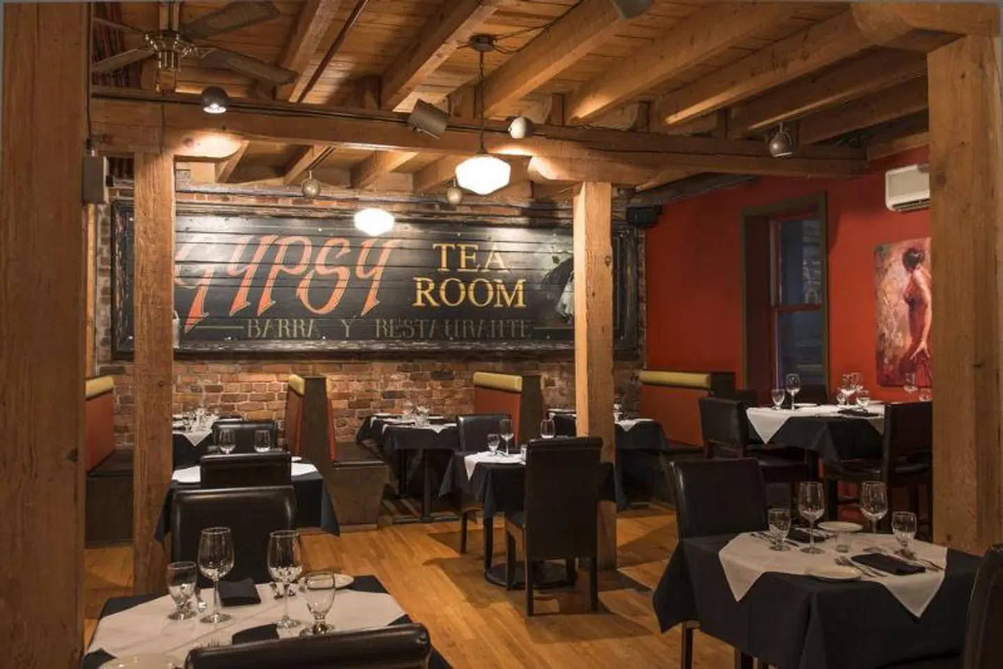 Murray Premises Hotel Restaurant