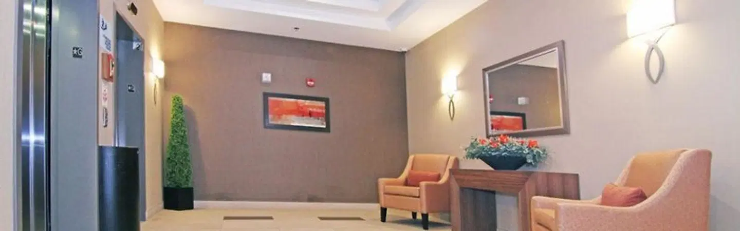Holiday Inn Express & Suites Calgary NW - University Area LOUNGE_LOBBY