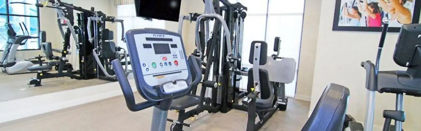 Holiday Inn Express & Suites Calgary NW - University Area SPORTS_AND_LEISURE