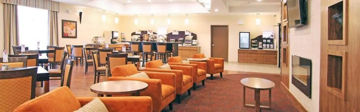 Holiday Inn Express & Suites Calgary NW - University Area Restaurant