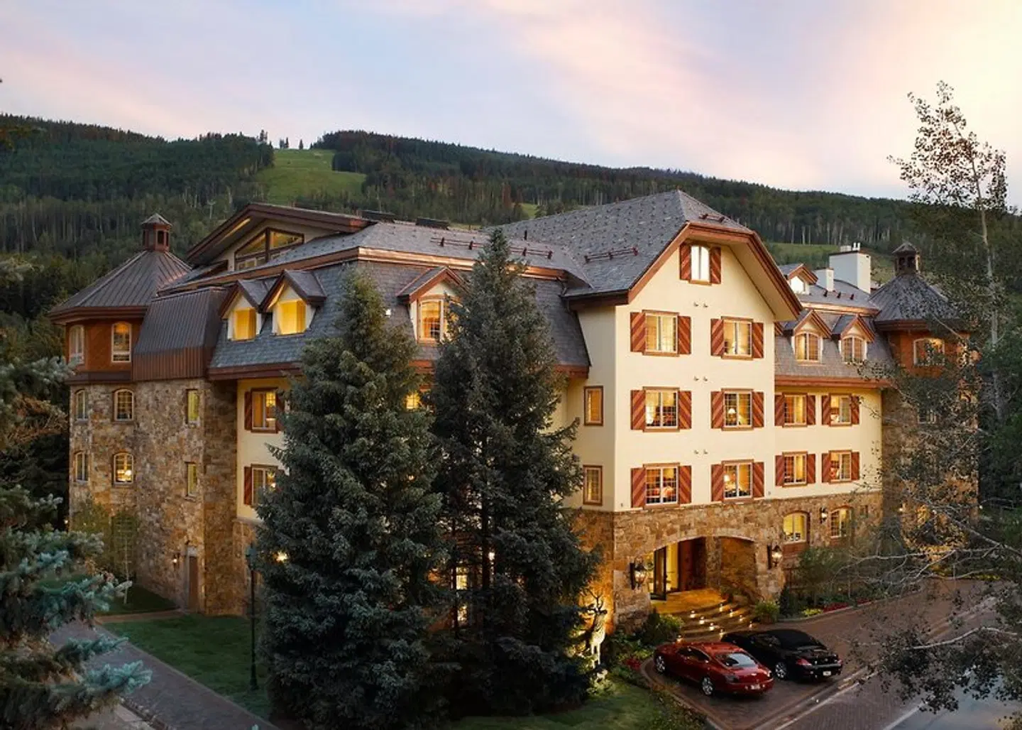 Tivoli Lodge EXTERIOR