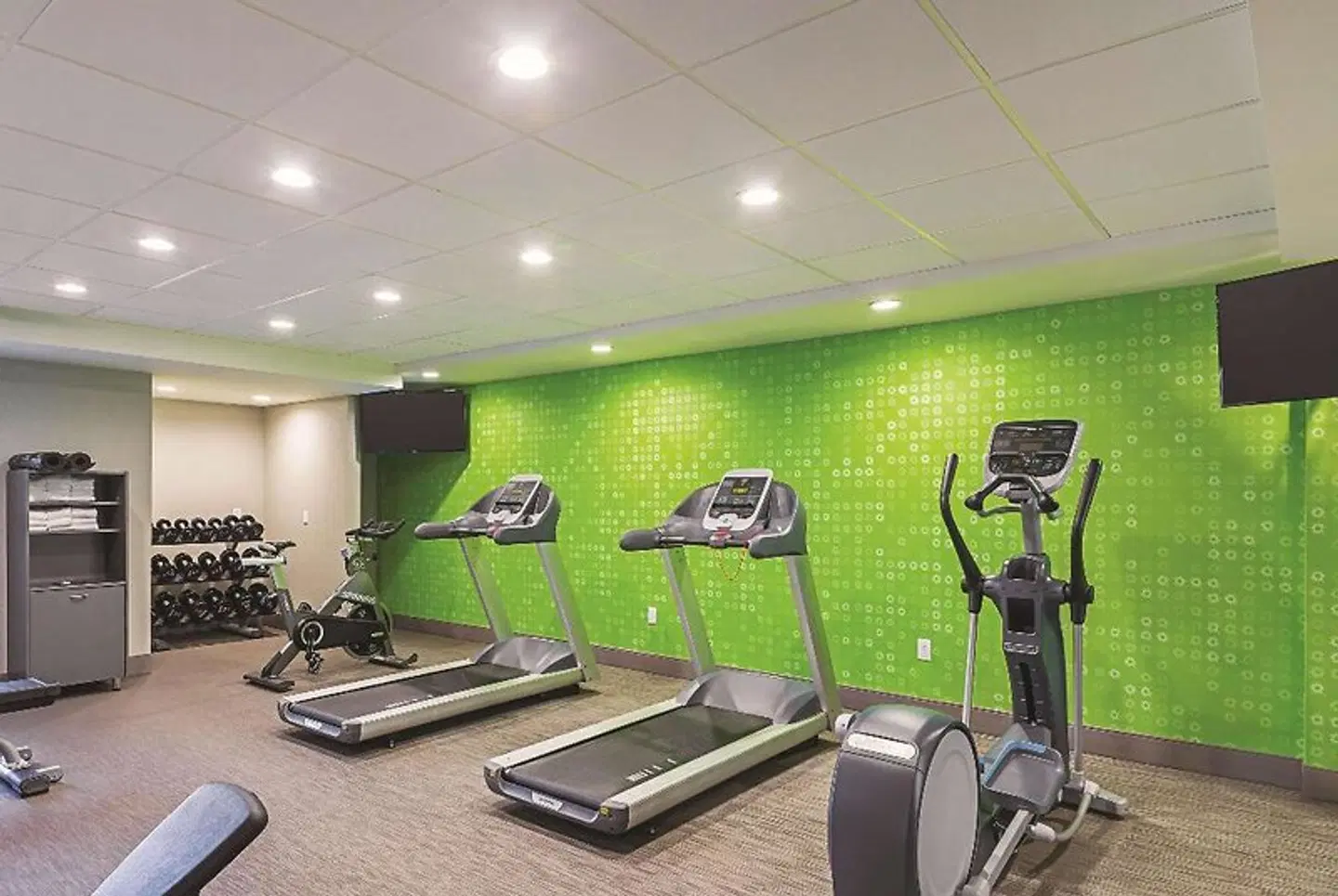 La Quinta Inn & Suites by Wyndham Austin Near The Domain SPORTS_AND_LEISURE