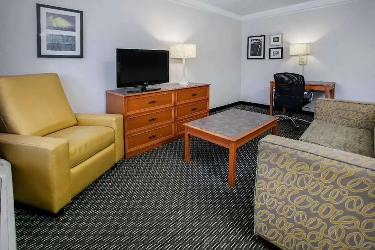 La Quinta Inn by Wyndham Dallas Uptown ROOM_EXAMPLE