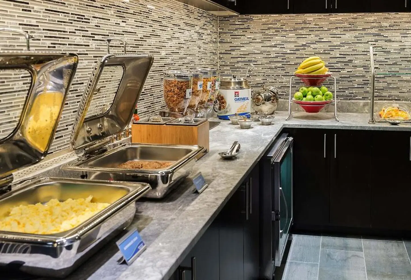 Fairfield Inn & Suites by Marriott Boston Cambridge Strand