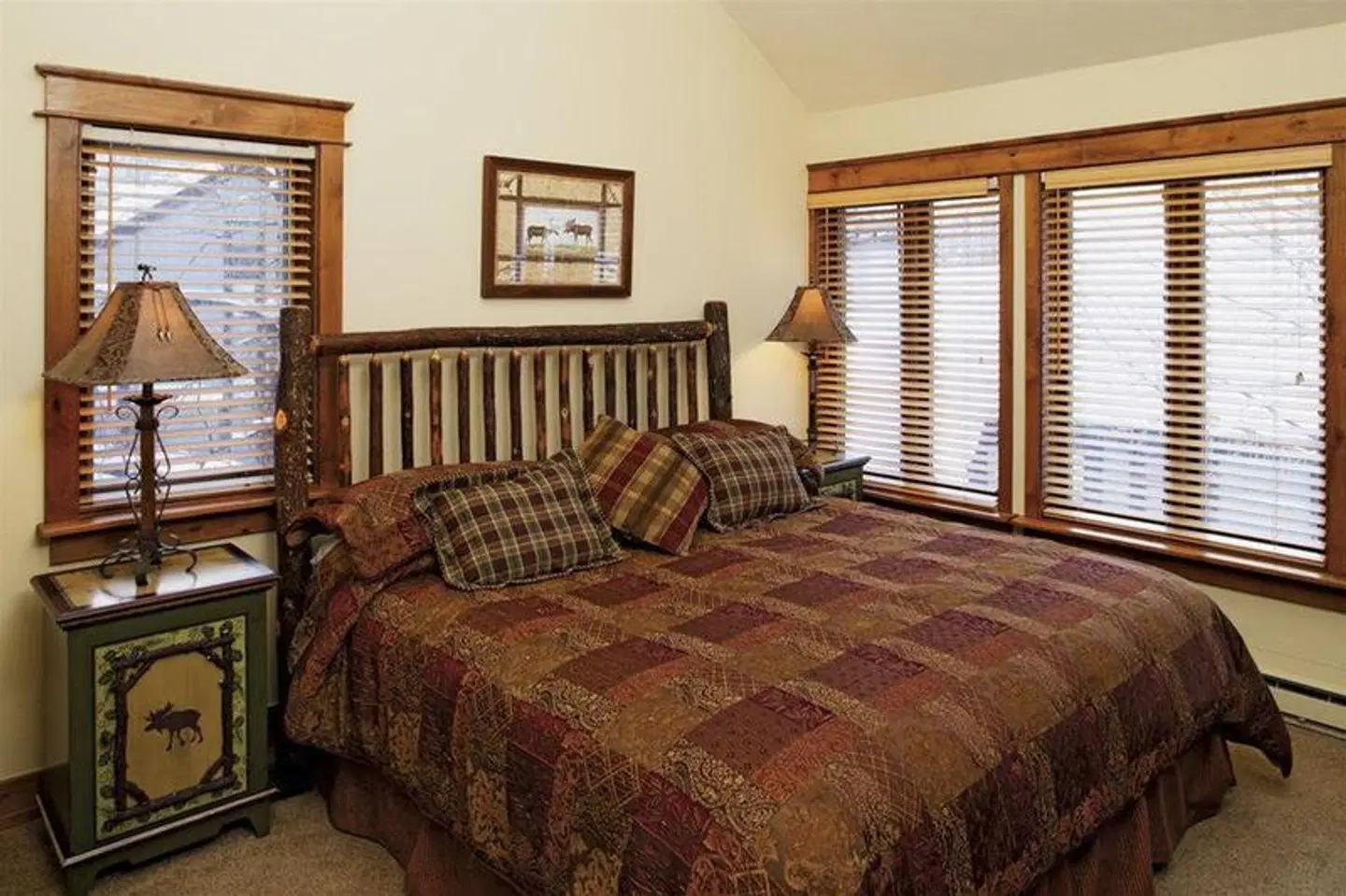 Vail Racquet Club Mountain Resort ROOM_EXAMPLE