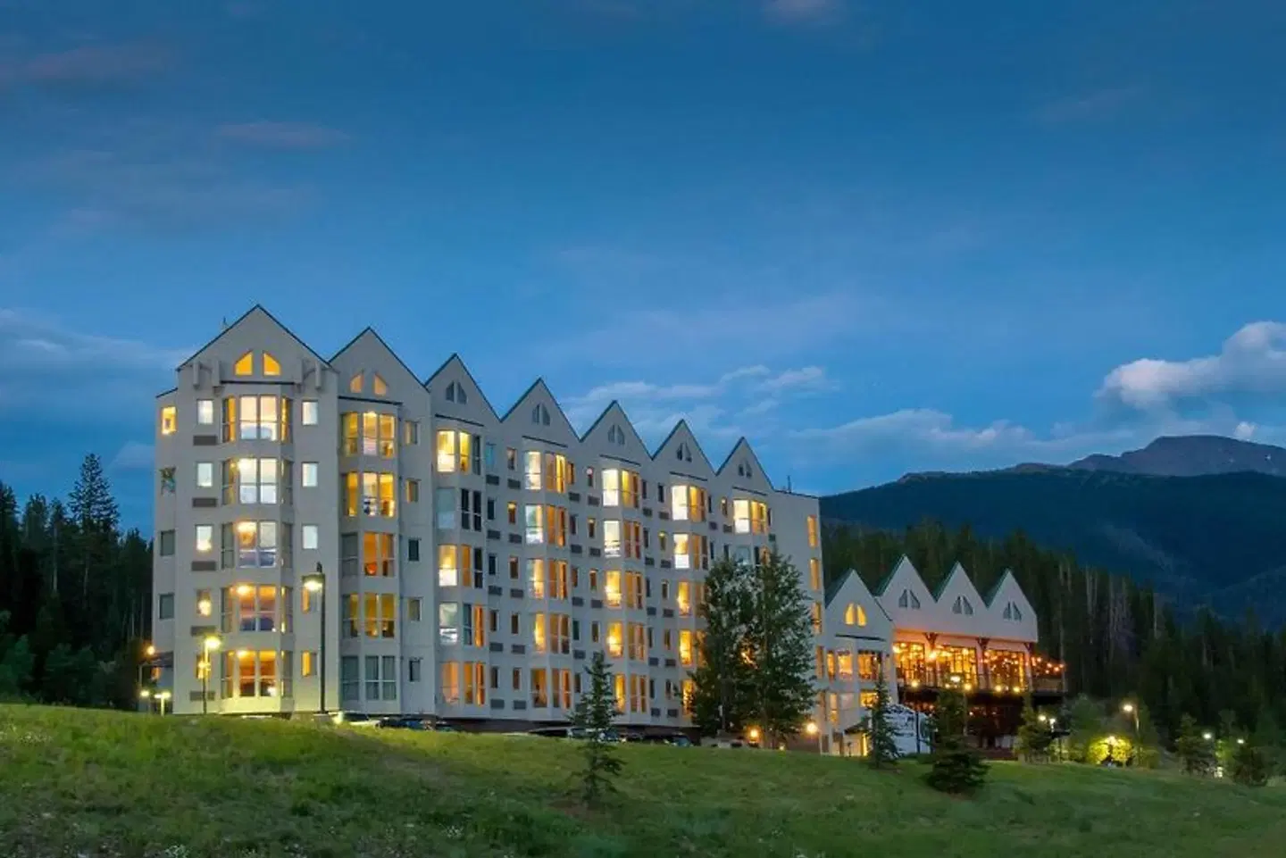 Winter Park Mountain Lodge EXTERIOR
