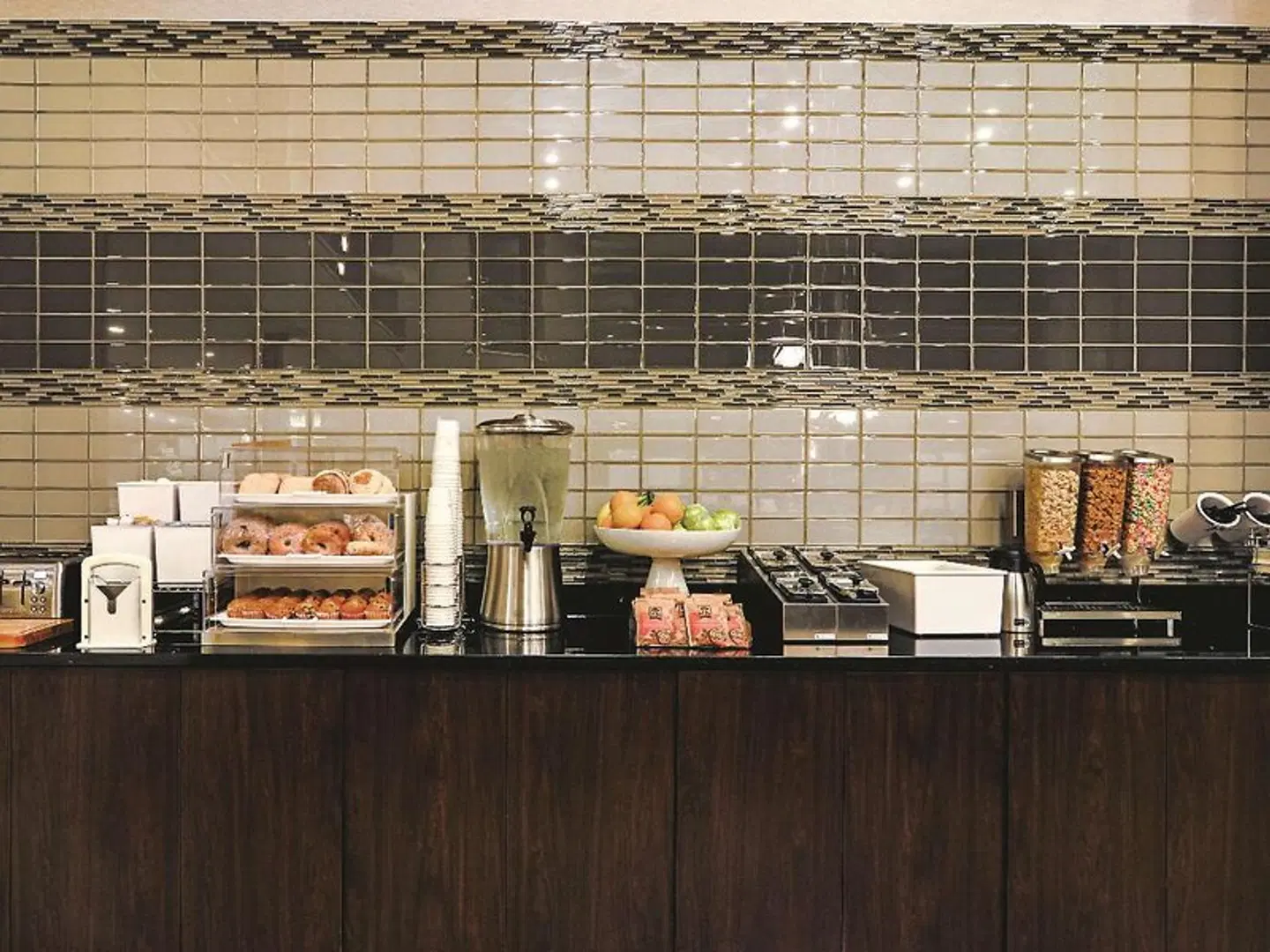 La Quinta Inn & Suites by Wyndham Denver Airport DIA LOUNGE_LOBBY