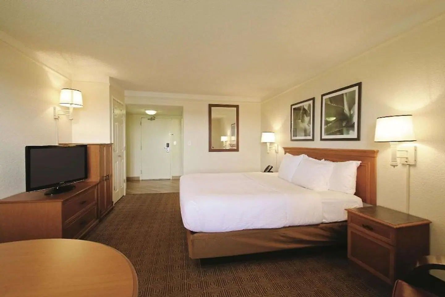La Quinta Inn & Suites Coral Springs University Dr ROOM_EXAMPLE
