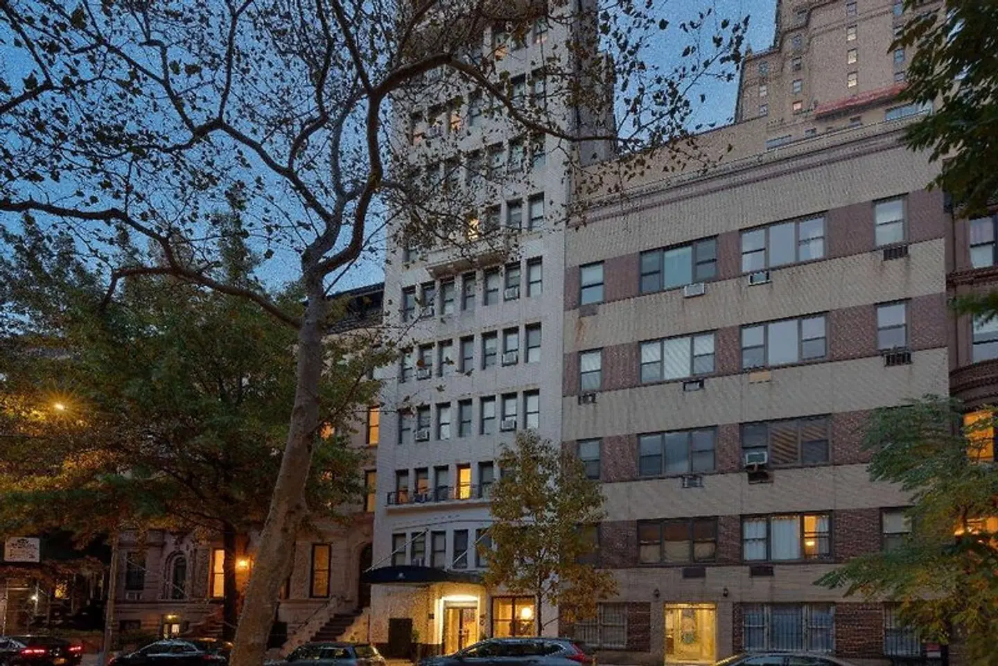 La Quinta Inn & Suites by Wyndham New York City Central Park EXTERIOR