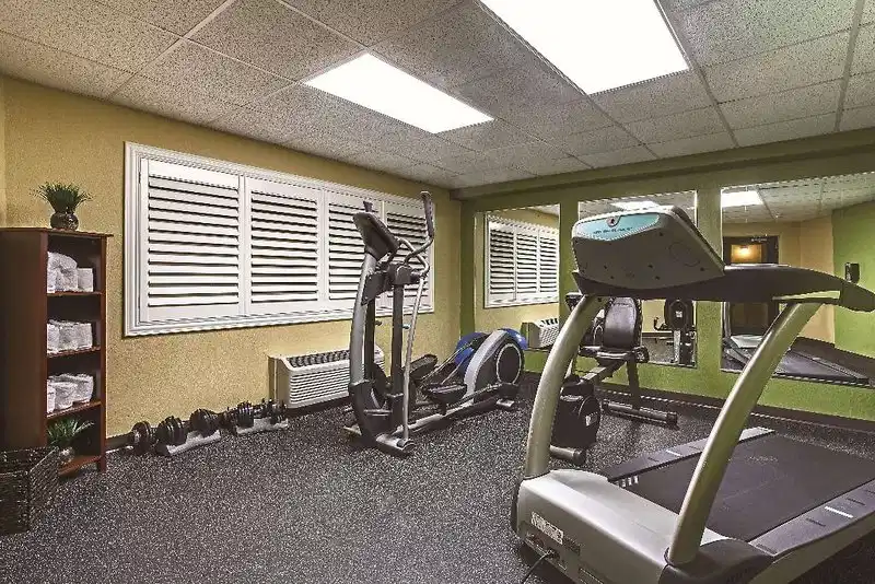 La Quinta Inn & Suites Cocoa Beach Oceanfront – Hotelfoto