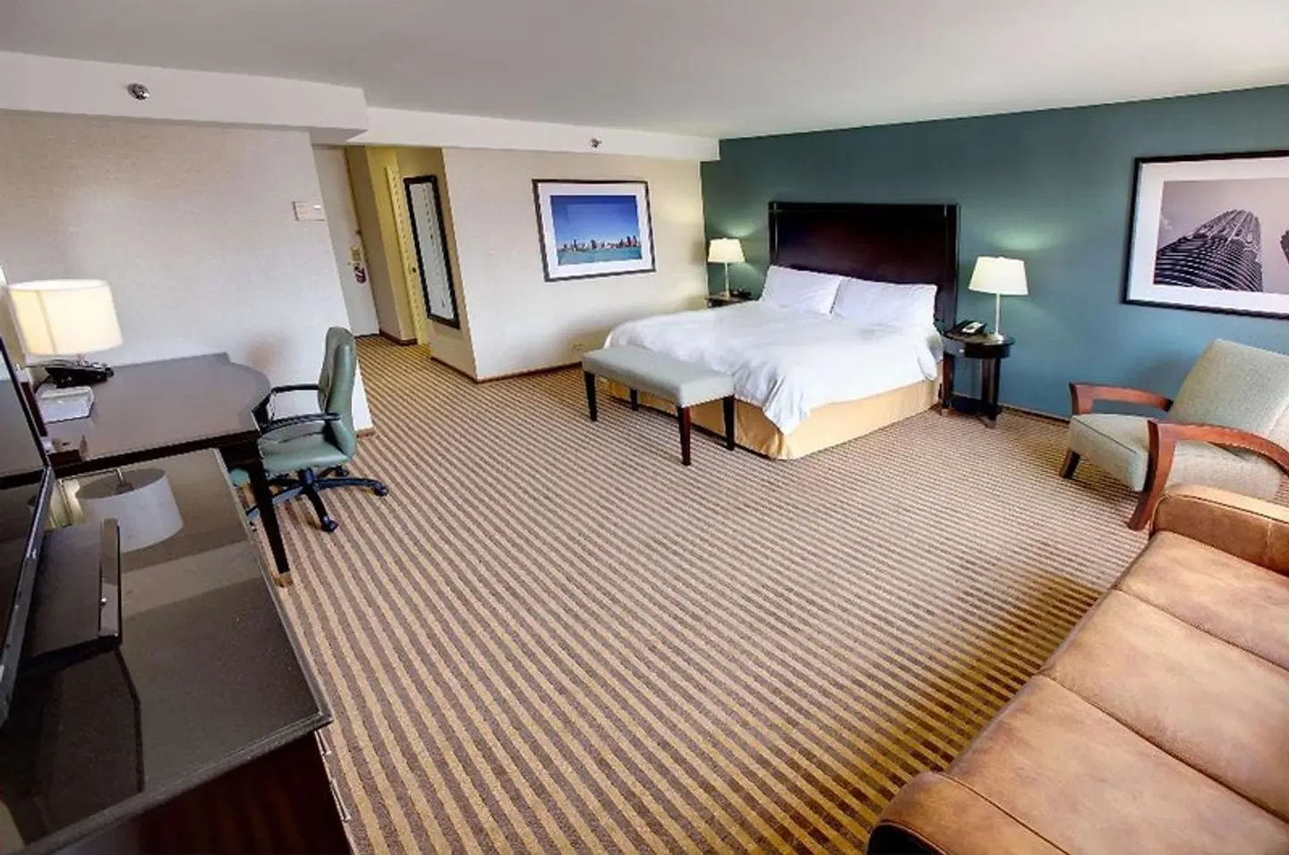 Hampton Inn Chicago Downtown/Magnificent Mile ROOM_EXAMPLE
