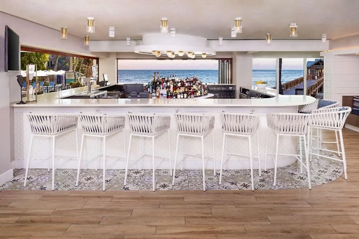 The Reach Key West, Curio Collection by Hilton Bar