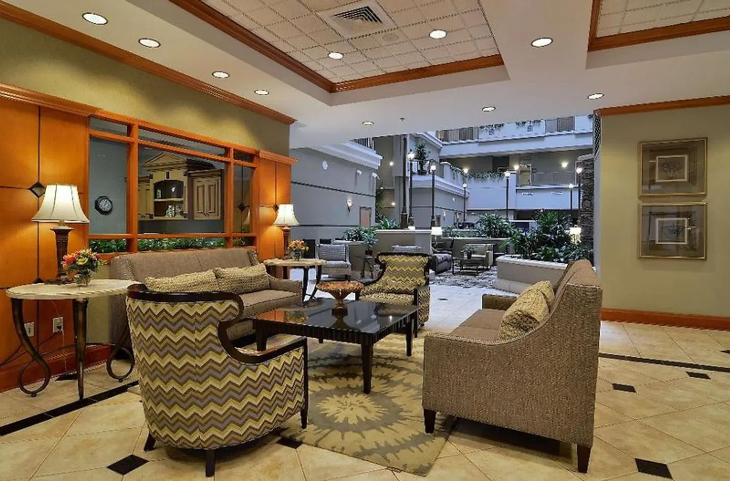 Embassy Suites by Hilton Nashville - at Vanderbilt LOUNGE_LOBBY