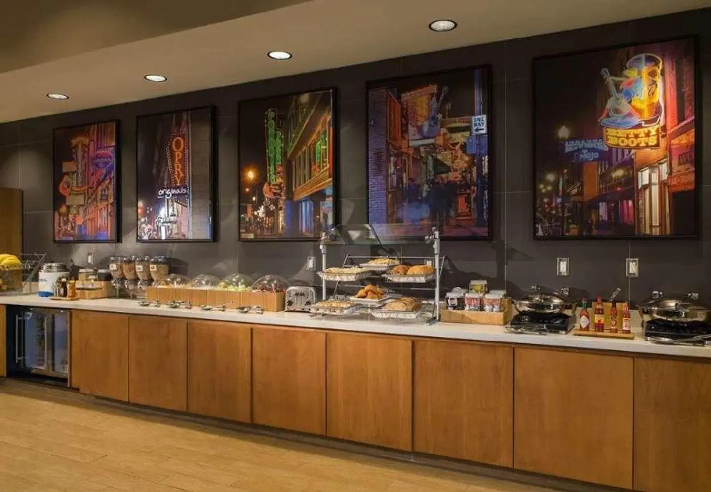 SpringHill Suites Nashville Vanderbilt/West End Restaurant